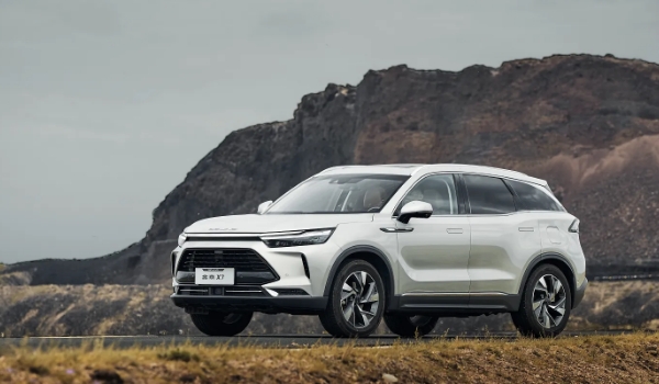 北京汽車全部車型，全系共有13款車型