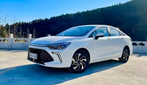 北京汽車全部車型，全系共有13款車型