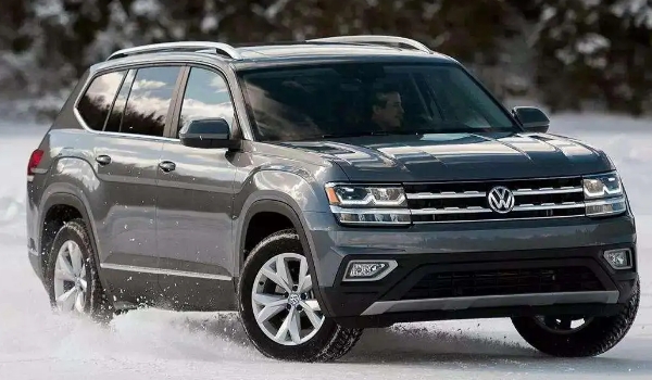 大眾途昂怎么樣值得買嗎，動力性能充沛（尺寸大空間利用率高）