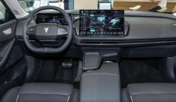 長安深藍(lán)sl03最新消息，上市后廠商報(bào)價16萬起