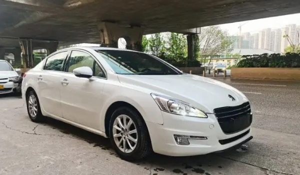 2013款標(biāo)致508二手多少錢，市場(chǎng)報(bào)價(jià)3萬(wàn)起（前三年保值率59%）