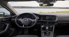 大眾sagitar是什么車，這款速騰做工精致內(nèi)飾新穎