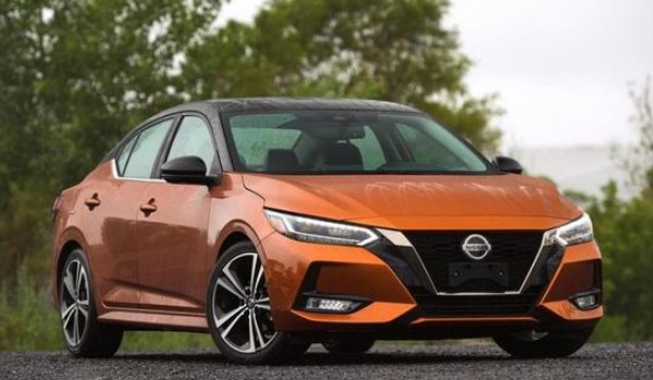 14代軒逸2022款報(bào)價(jià)及圖片 軒逸售價(jià)7萬(wàn)一臺(tái)(第七年保值率44%)