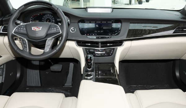 凱迪拉克ct6和奧迪a6l哪個(gè)好 奧迪a6l動(dòng)力更強(qiáng)(ct6車身長(zhǎng)達(dá)5.2米)