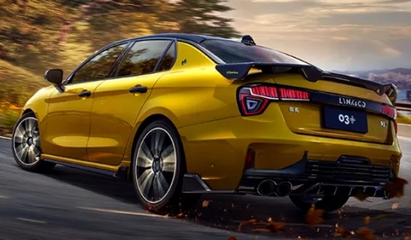 領(lǐng)克03油耗高嗎，綜合百公里油耗6-7L左右