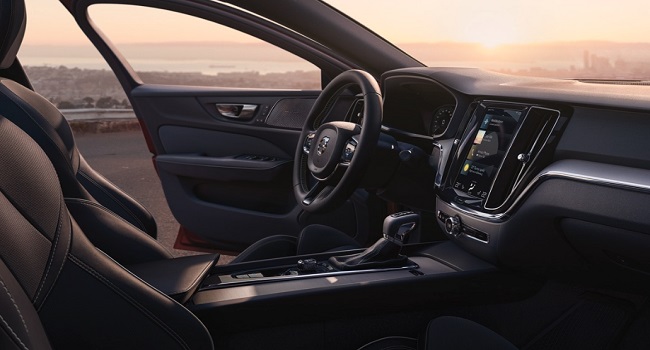 s60沃爾沃2022款落地價，動力超強(qiáng)值得購買