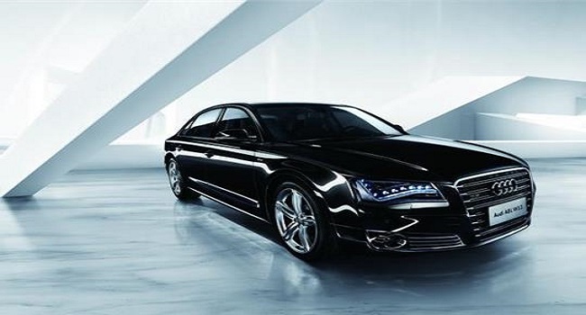 奧迪a8w12落地價(jià)多少錢(qián)，240萬(wàn)左右的高價(jià)是品質(zhì)的追求