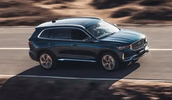 吉利星越l尊貴版落地價(jià) 全款購(gòu)買落地價(jià)格16.96萬(wàn)元（緊湊型suv）