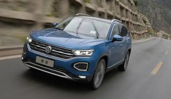 途觀(guān)l和探岳哪個(gè)好 途觀(guān)l車(chē)身長(zhǎng)達(dá)4.7米(探岳配置功能豐富)