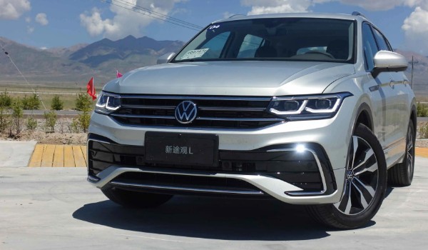 沃爾沃xc40和途觀L哪個好 途觀L動力更強(車身長達(dá)4.7米)