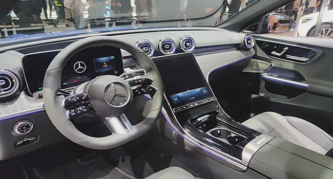 奔馳c級(jí)哪款車最值得買，改款 C 260 L運(yùn)動(dòng)版就是不錯(cuò)的選擇