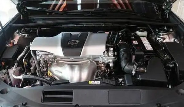 lm是什么車(chē) 雷克薩斯豪華mpv商務(wù)車(chē)(售價(jià)116萬(wàn))