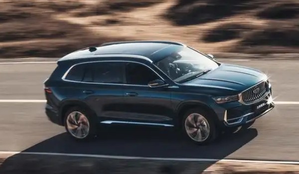 吉利星越l怎么樣值得購(gòu)買(mǎi)嗎 車(chē)身長(zhǎng)達(dá)4.7米(采用沃爾沃2.0T發(fā)動(dòng)機(jī))