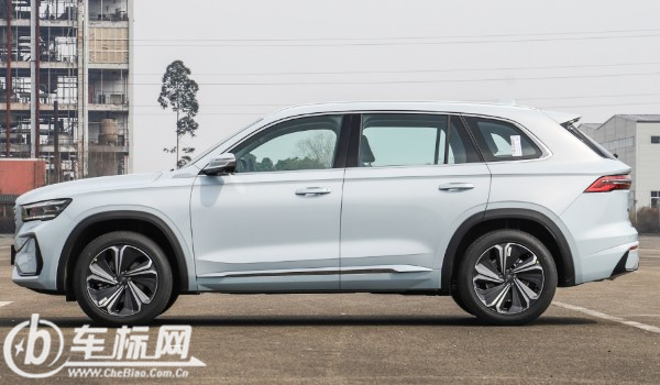 吉利星越l怎么樣值得購(gòu)買(mǎi)嗎 車(chē)身長(zhǎng)達(dá)4.7米(采用沃爾沃2.0T發(fā)動(dòng)機(jī))