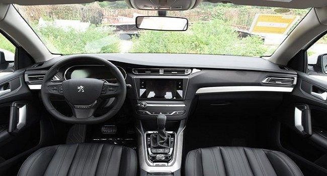 哪一年的標(biāo)致408最好，2013年款成為經(jīng)典款