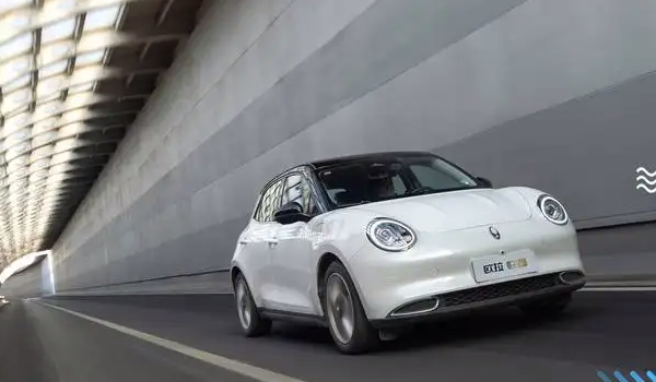 歐拉好貓2022新款電動(dòng)汽車(chē)多少錢(qián) 廠商指導(dǎo)價(jià)格12.99~17.10萬(wàn)元（9款車(chē)型）