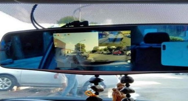 行車記錄儀怎么查看記錄，這樣操作在車上就能直接播放