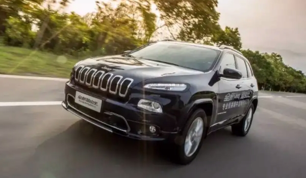 吉普車報(bào)價 吉普車品牌共7款車型（分別有國產(chǎn)和進(jìn)口車型）