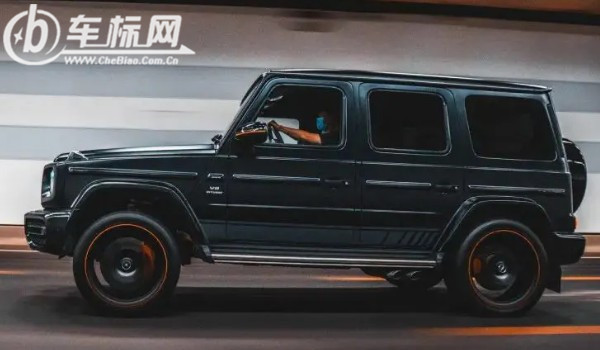 奔馳越野車(chē)報(bào)價(jià)及圖片 兩款越野車(chē)型(奔馳g級(jí)售價(jià)189萬(wàn))