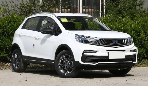 吉利遠景x3自動擋落地價多少錢 遠景x3自動擋落地8萬(裸車價6萬)