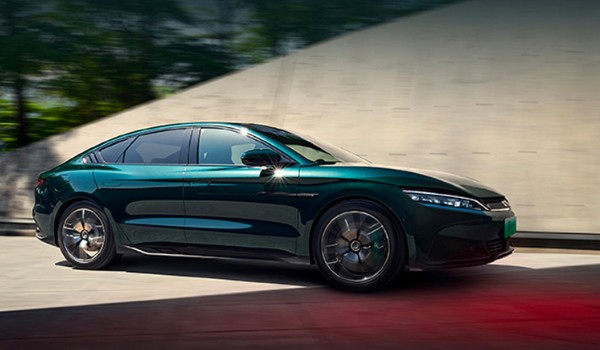 比亞迪漢ev落地價(jià)大概多少錢 漢ev落地27萬(二手價(jià)格17萬)