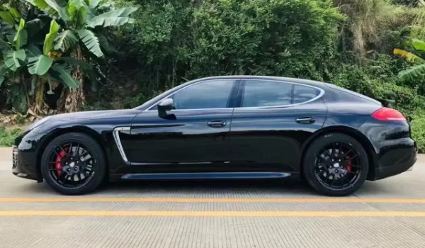 保時(shí)捷帕拉梅拉分期付款每月多少錢 分期首付29萬(36期月供20859元)