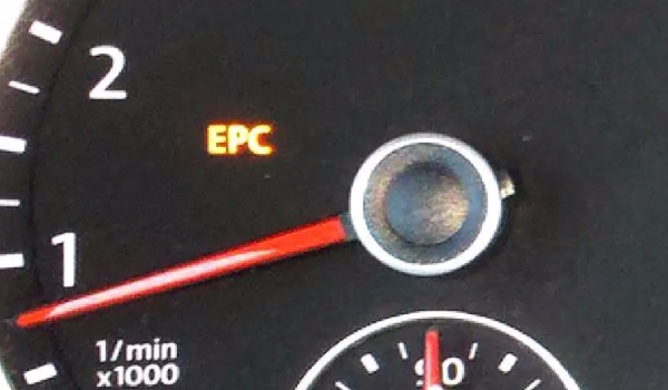epc燈亮是什么故障 發(fā)動機電子節(jié)氣門故障（需要立即對車輛檢修）
