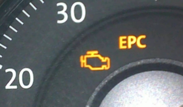 epc燈亮是什么故障 發(fā)動機電子節(jié)氣門故障（需要立即對車輛檢修）