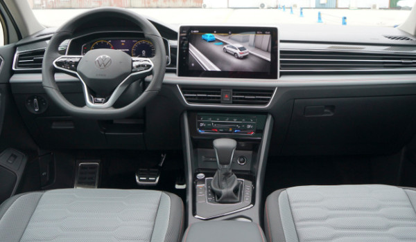 途觀x和途觀L哪一個比較好 途觀x車身長達4764mm(配置十分豐富)