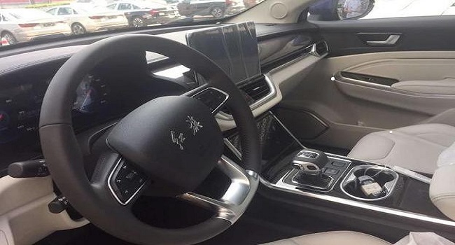 紅旗10萬一15萬SUV，紅旗HS3是你不錯(cuò)的選擇