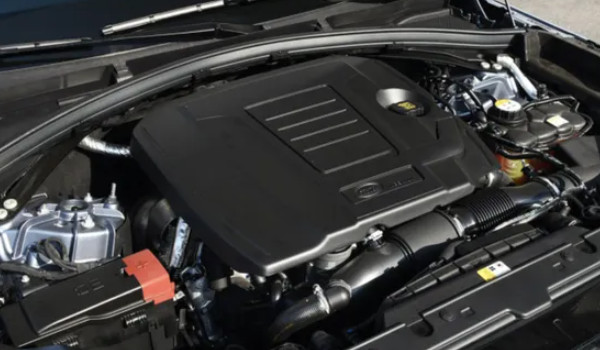 攬勝星脈這個(gè)車(chē)到底怎么樣 百公里油耗9L(輸出馬力可達(dá)340匹)