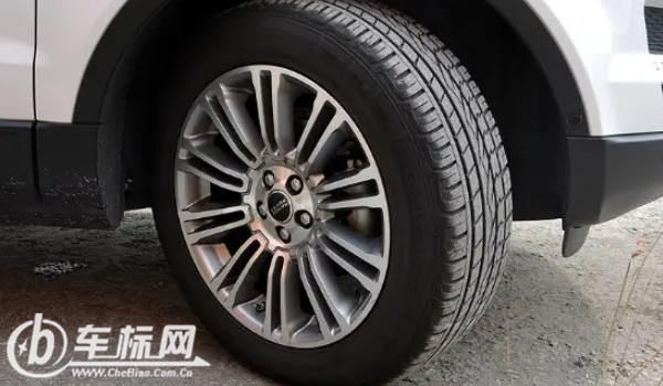 車跑起來(lái)有嗚嗚的風(fēng)聲咋回事 胎壓過(guò)高(胎冠磨損較為嚴(yán)重)