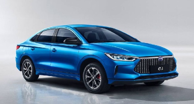 比亞迪e3純電動車價格，補貼后售價14.98萬續(xù)航401公里