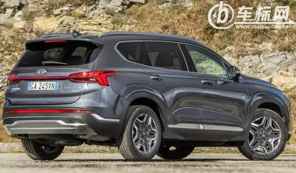 現(xiàn)代勝達(dá)輪胎型號是多少 輪胎型號235/55 r19(搭載三種輪胎品牌)