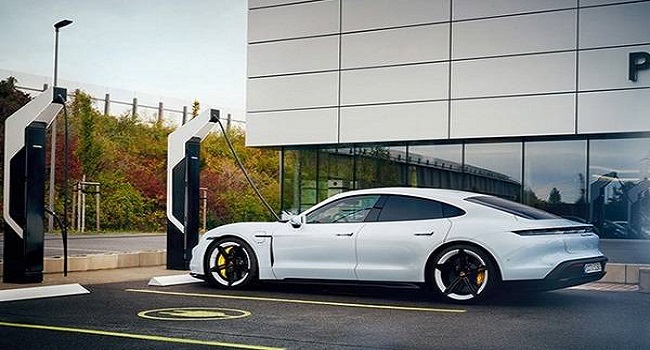 保時(shí)捷有新能源車(chē)嗎，保時(shí)捷新能源電動(dòng)跑車(chē)Taycan受到了高度關(guān)注