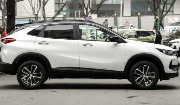 昂科拉油耗多少真實(shí)油耗 百公里油耗7.3L(油耗一公里6毛錢(qián))