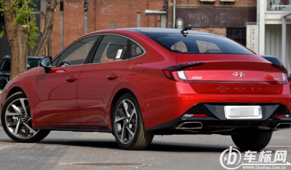 索納塔2022款報價及圖片 2022款桑塔納售價15萬(二手價7萬)