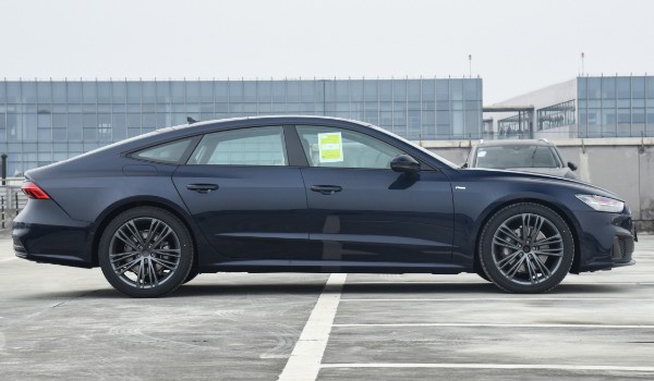 二手的奧迪a7多少錢 二手奧迪a7售價(jià)29萬(表顯里程6.7萬公里)