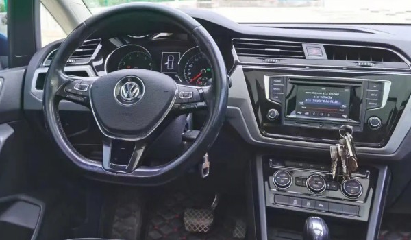 大眾途安l2021款最新價格圖片 2021款途安l售價14萬(二手價10萬)