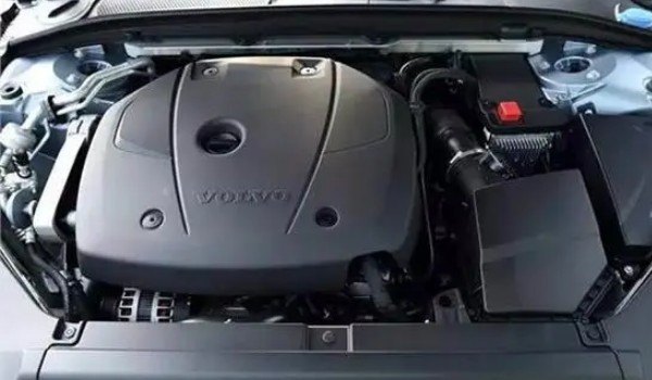 沃爾沃s90的變速箱是哪個品牌 愛信8擋手自一體(平順性高)