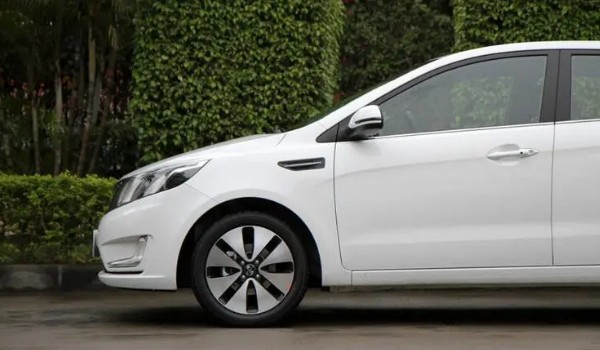 現(xiàn)代瑞納和起亞k2哪個好 起亞k2動力更強(qiáng)(車身長達(dá)4.4米)