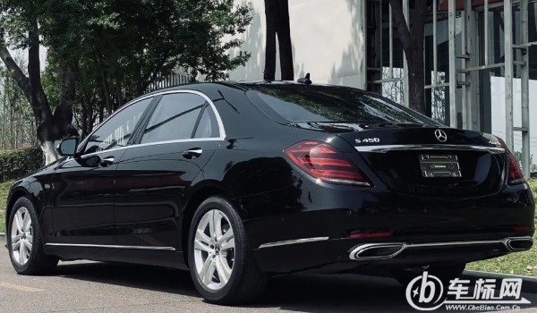 奔馳s級(jí)分期付款首付多少錢 分期首付28萬(36期月供19798元)