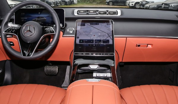 奔馳s油耗多少真實(shí)油耗多少 油耗實(shí)測(cè)12.2L(油耗一公里9毛錢)