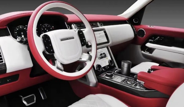 路虎衛(wèi)士和攬勝哪個好 攬勝車身長達5.2米(配置功能豐富)