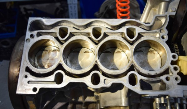 長安unit動(dòng)力性能如何 輸出馬力可達(dá)233匹(搭載兩款發(fā)動(dòng)機(jī))