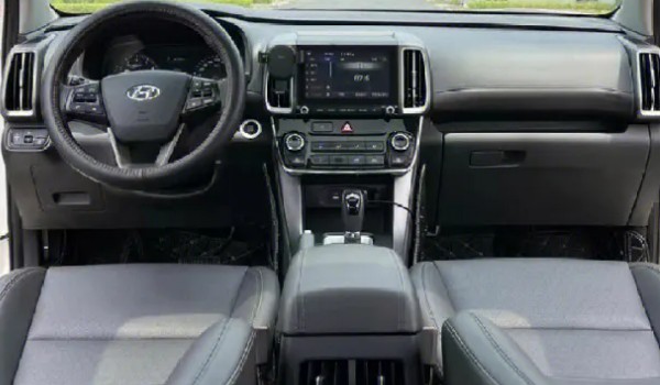 捷達(dá)vs5和現(xiàn)代ix35哪個(gè)好 現(xiàn)代ix35車長(zhǎng)4.5米(配置功能豐富)