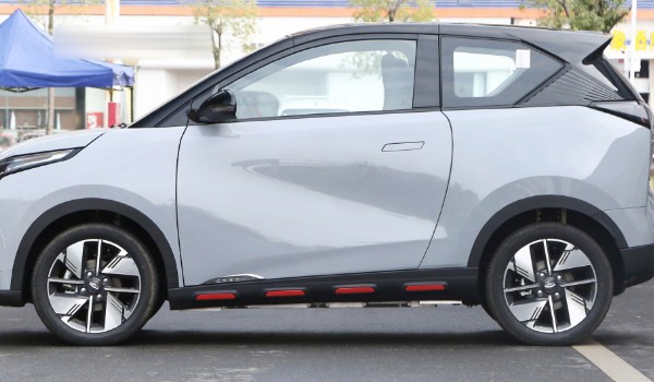 奇瑞新能源無(wú)界pro價(jià)格及圖片 2022款無(wú)界pro售價(jià)8萬(wàn)(分期首付2萬(wàn))