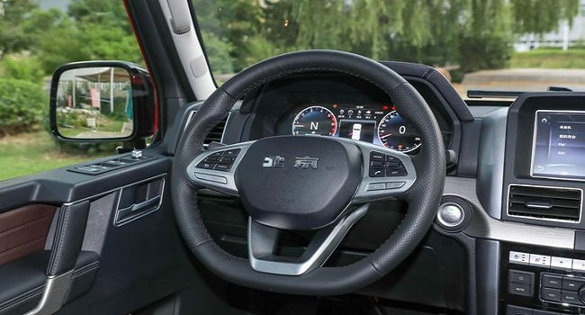 越野吉普車報價，指導(dǎo)價29.8-39.8萬元