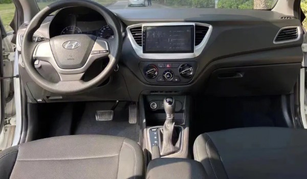 現(xiàn)代悅納油耗多少真實(shí)油耗 百公里油耗6.3L(油耗一公里4毛錢(qián))