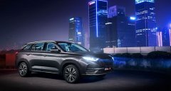 長安歐尚x7plus價(jià)格2021款自動(dòng)擋，緊湊型SUV預(yù)售價(jià)7.99萬-13.59萬元